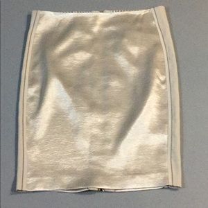 Bebe mini skirt size 4 NWT